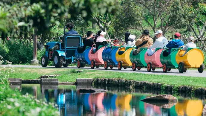 乌镇乌村小火车