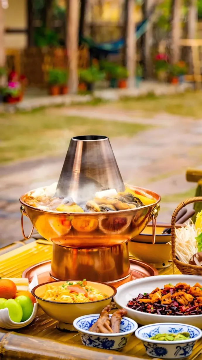 蘑菇屋泥炉暖锅