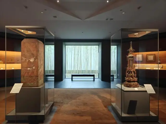 彩绘四大天王木龛