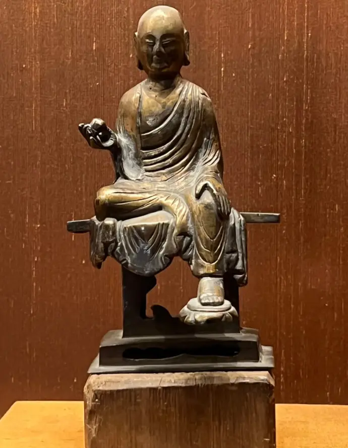 九尊宋代铜佛像