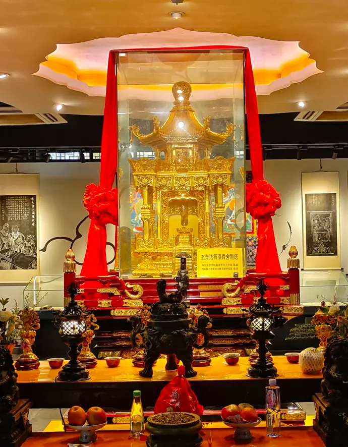 灵谷寺顶骨舍利