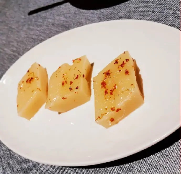 绿波廊桂花拉糕