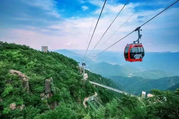 云上草原缆车